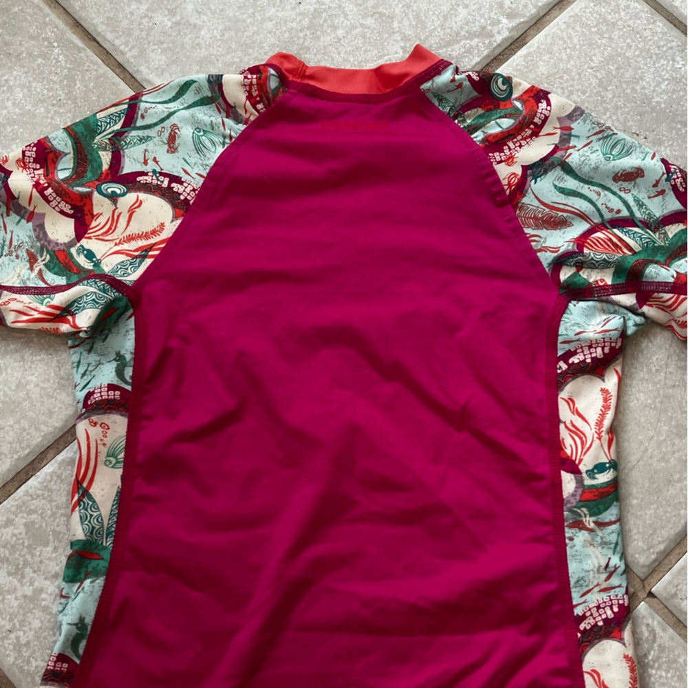 Patagonia Girls Rash Guard - Picture 4 of 4